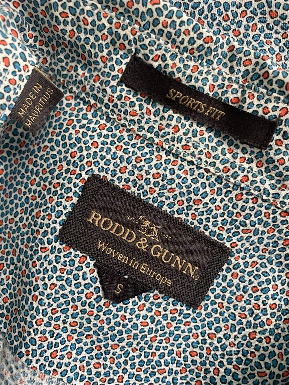 Rodd & Gunn Sports Fit Micro Pattern Short Sleeve Button Front Shirt - Picture 13 of 15